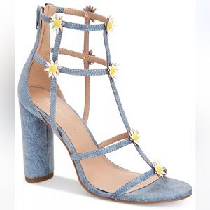 5 FOR $25 | BCBGeneration Jordan Caged Daisy Floral Sandal Heels Blue White